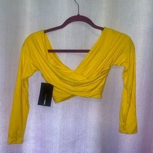 NWT 3/4 Sleeve Vibrant Yellow Bandage Type Crop Top SM/Xtra SM